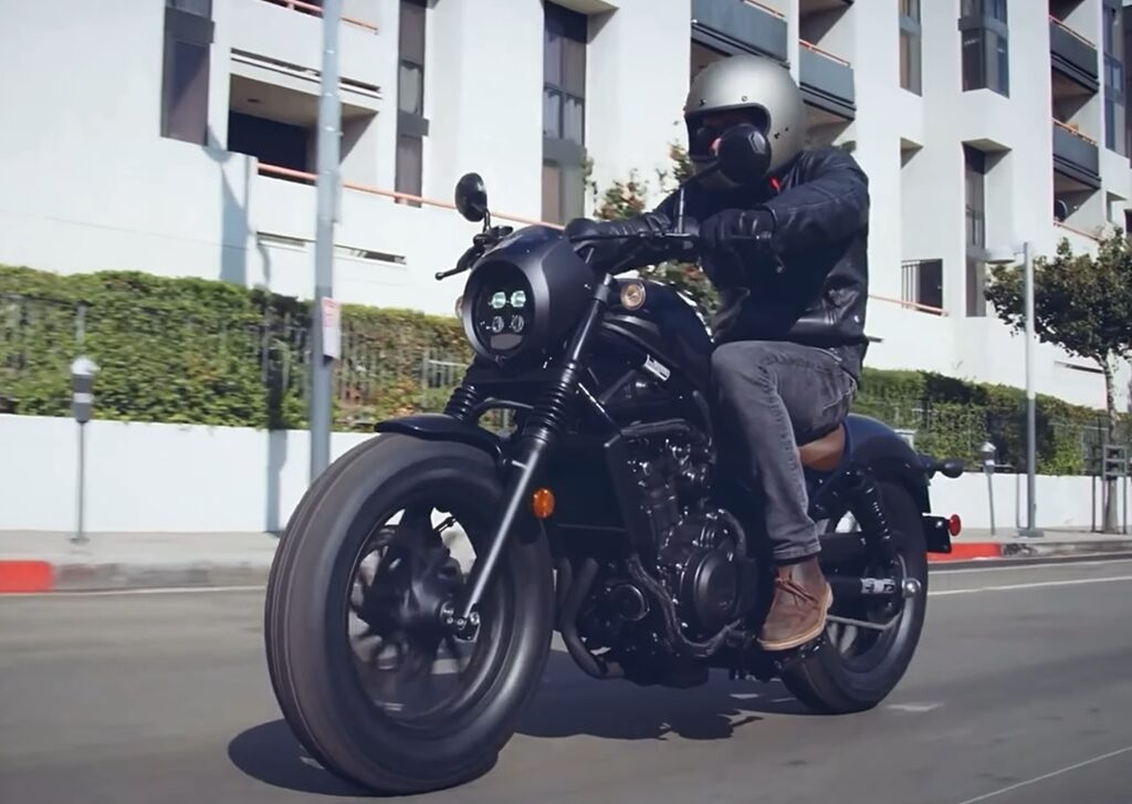 Honda Rebel 500 vs Royal Enfield Super Meteor 650